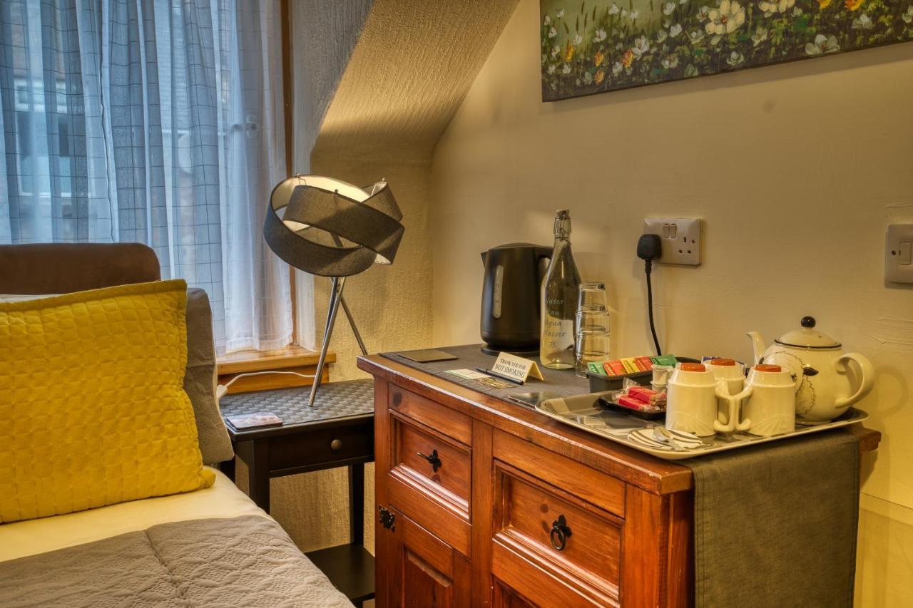 Pitfaranne Guest House Inverness Bagian luar foto