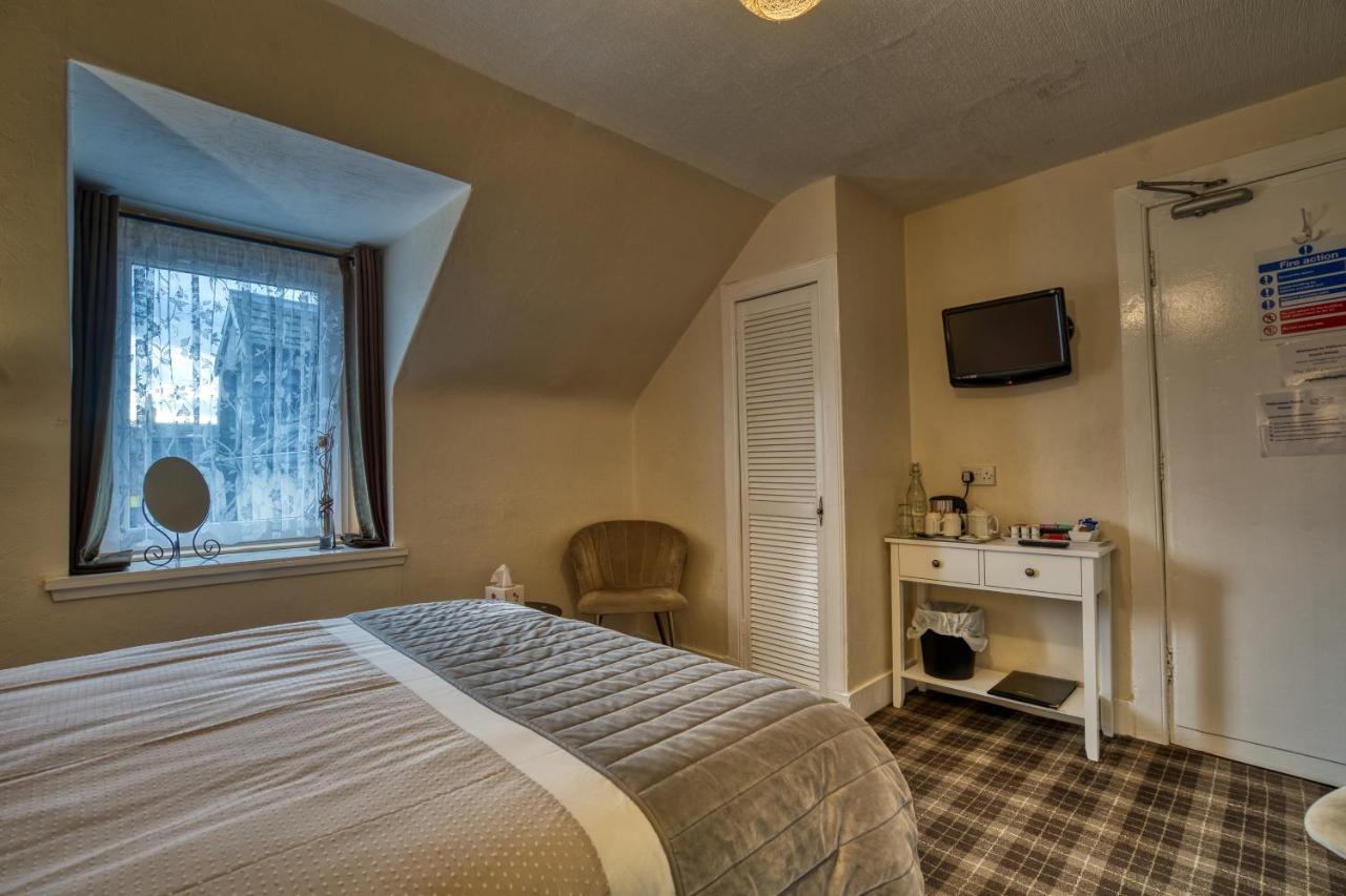 Pitfaranne Guest House Inverness Bagian luar foto