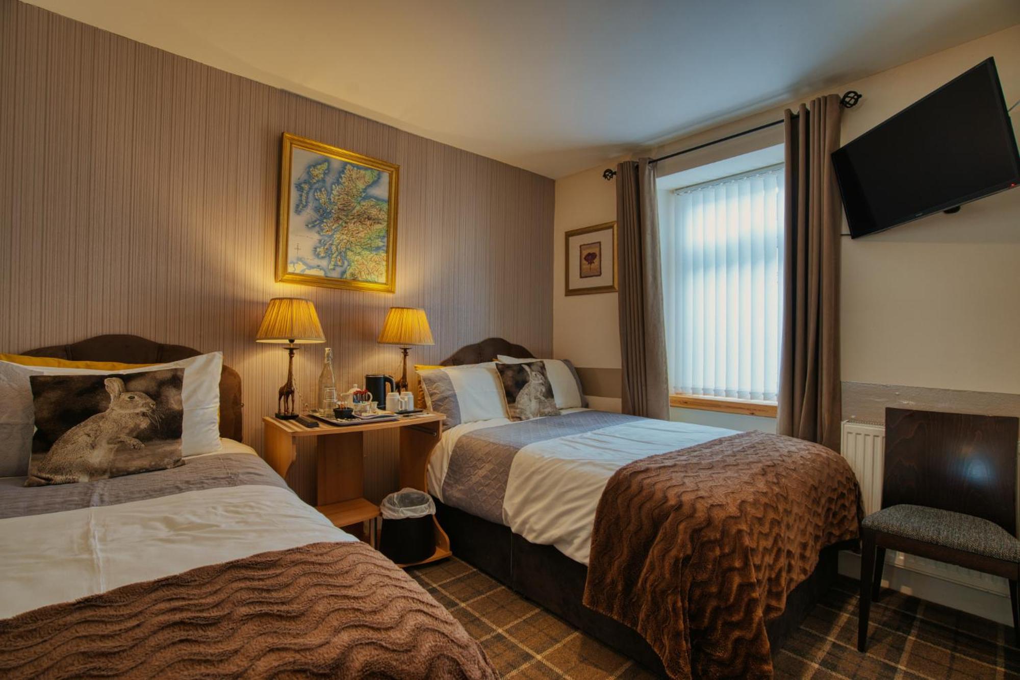 Pitfaranne Guest House Inverness Bagian luar foto