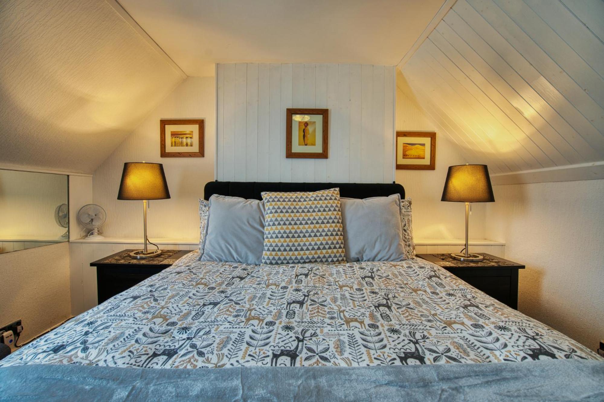 Pitfaranne Guest House Inverness Bagian luar foto